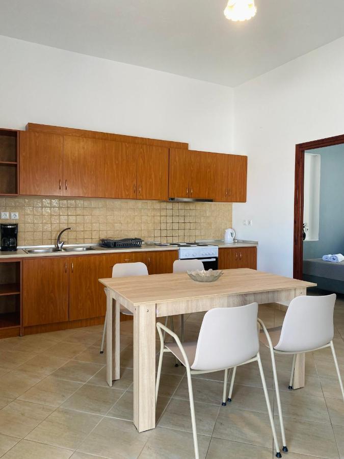 Comfort Apartments Limenária Eksteriør bilde