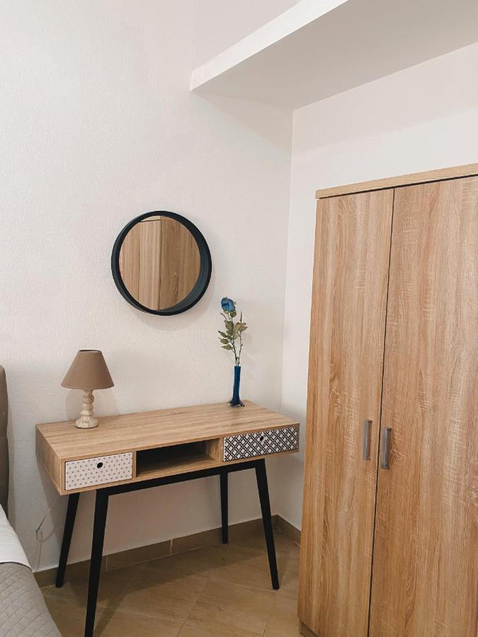 Comfort Apartments Limenária Eksteriør bilde